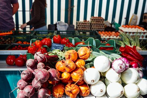 Regionale Produkte Wochenmarkt Knollen